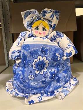 Кукла - грелка на чайник "Любаша" Кукла - грелка на чайник "Любаша"