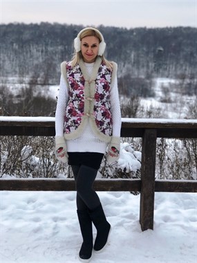 Женский жилет из натурального войлока "Ирина" Женский жилет из натурального войлока "Ирина"