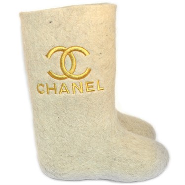 Валенки женские с вышивкой "Chanel" ручной работы