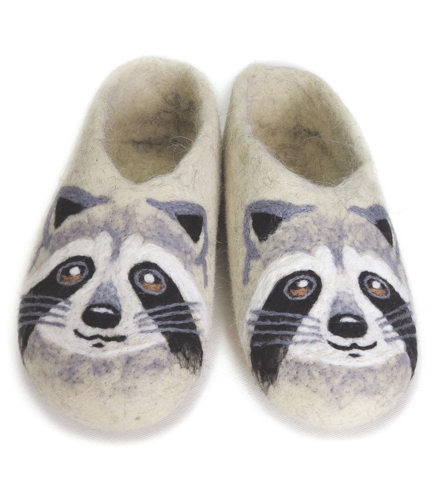 Ll bean best sale raccoon slippers