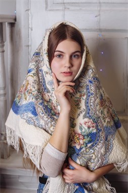 Женский платок из шерсти мериносов "Люция"